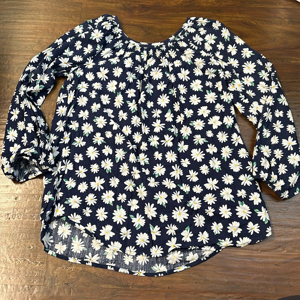 Old Navy spring floral top